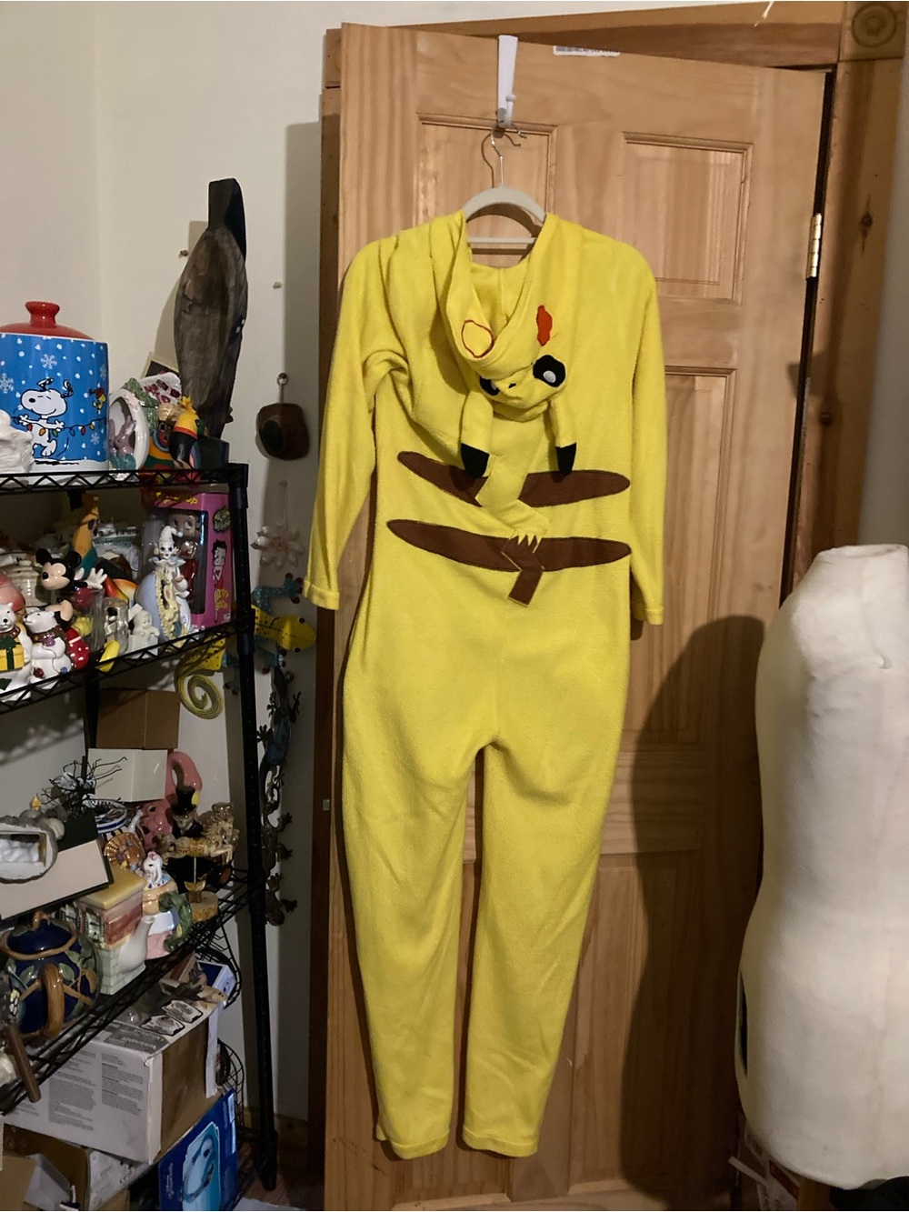 Pokémon Pikachu onesie cosplay/costume/pajama for adults - Picture 3 of 7